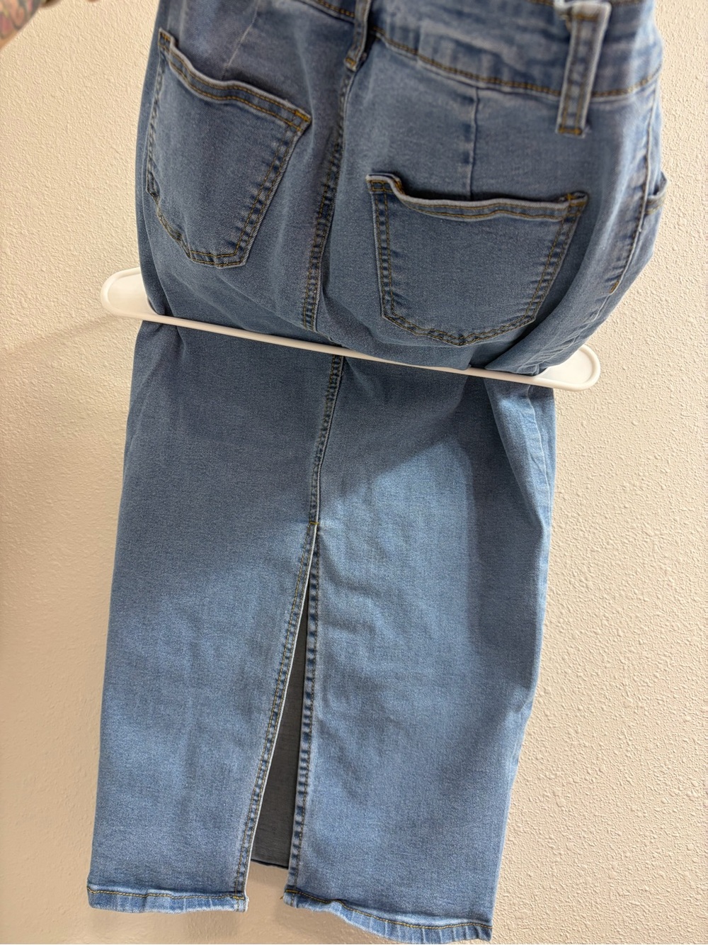 Classic Light Blue Men's Denim Jeans